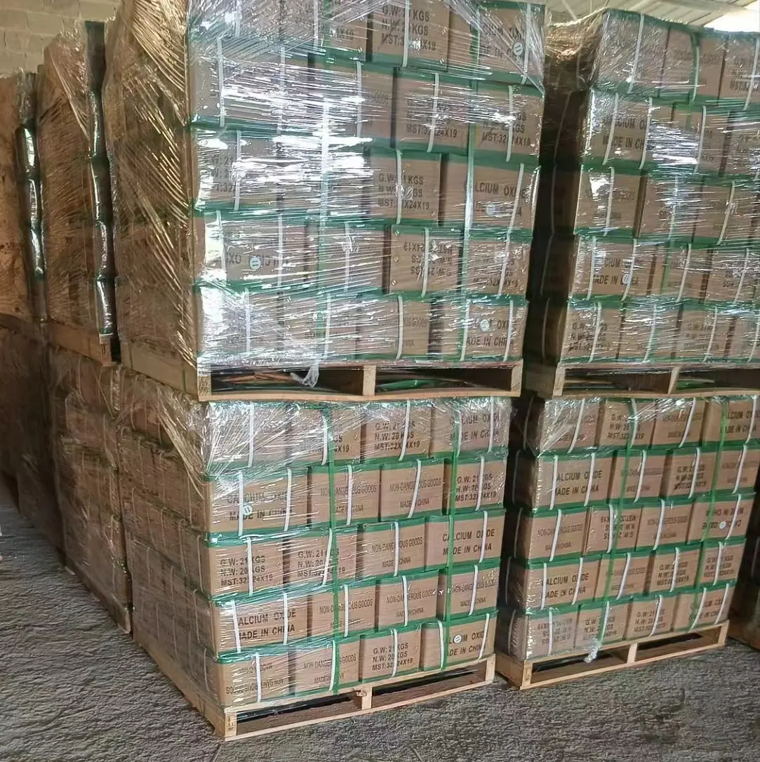 Chemical blasting material topking